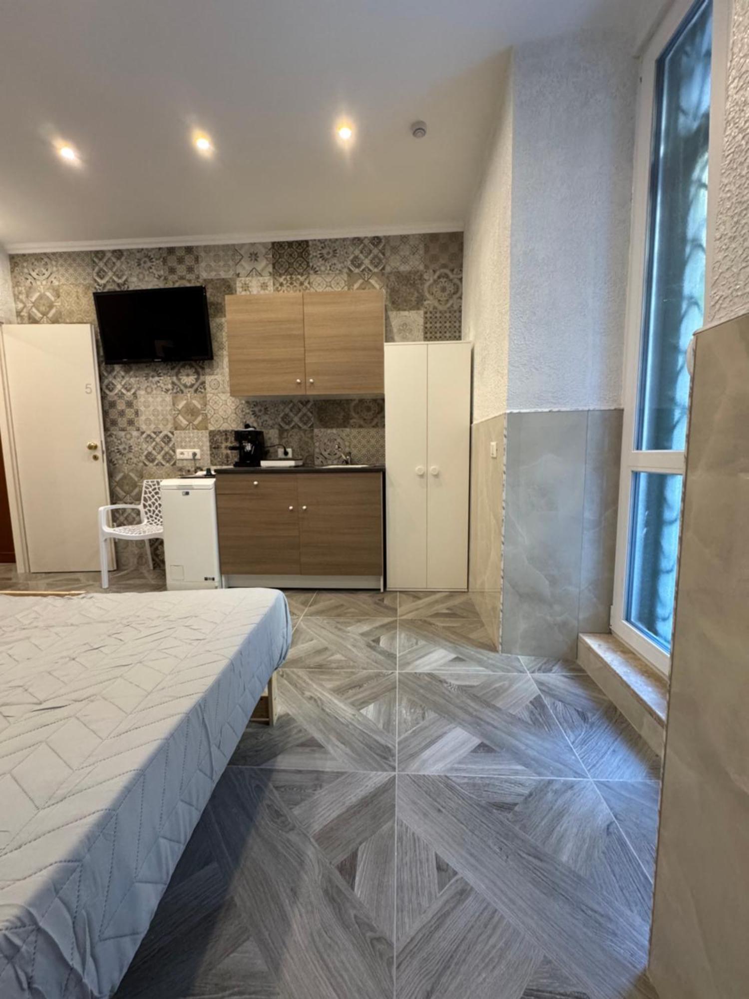 Luxor Eco Roma Casa E Appartamento Per Vacanze In Centro Piazza Bologna, Colosseo, Piazza Di Spagna, Vaticano, San Pietro, Sapienza, Fontana Di Trevi, Piazza Navona, Trastevere, Tiburtina, Termini, Aeroporto מראה חיצוני תמונה